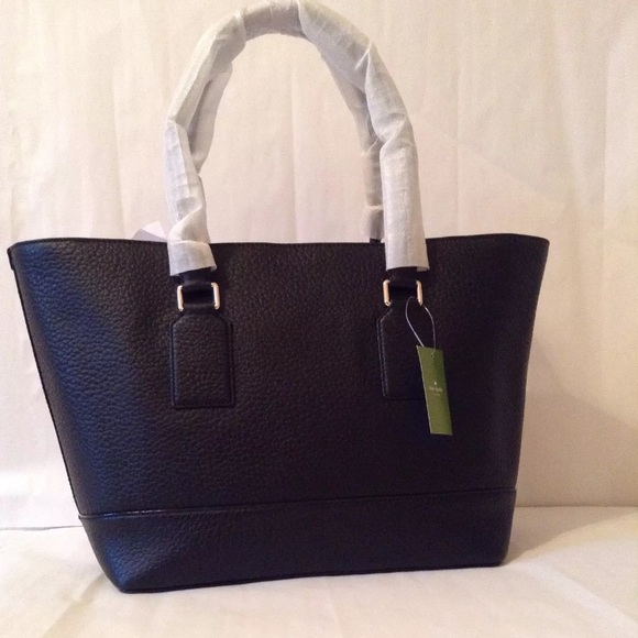 Authentic Kate Spade Large leather shoulder bag💕 - Picture 3 of 8